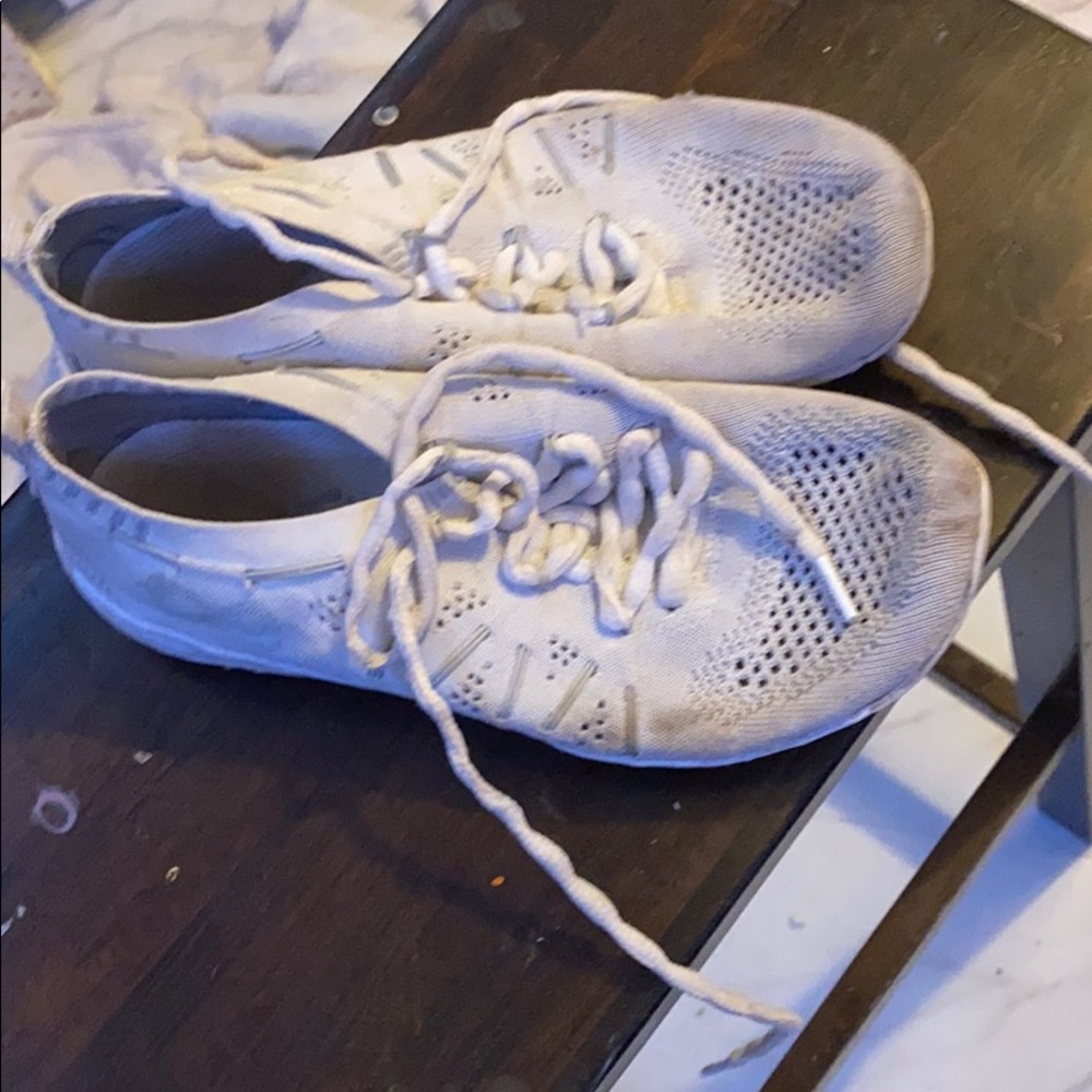 nfinity cheer shoes size 6.5